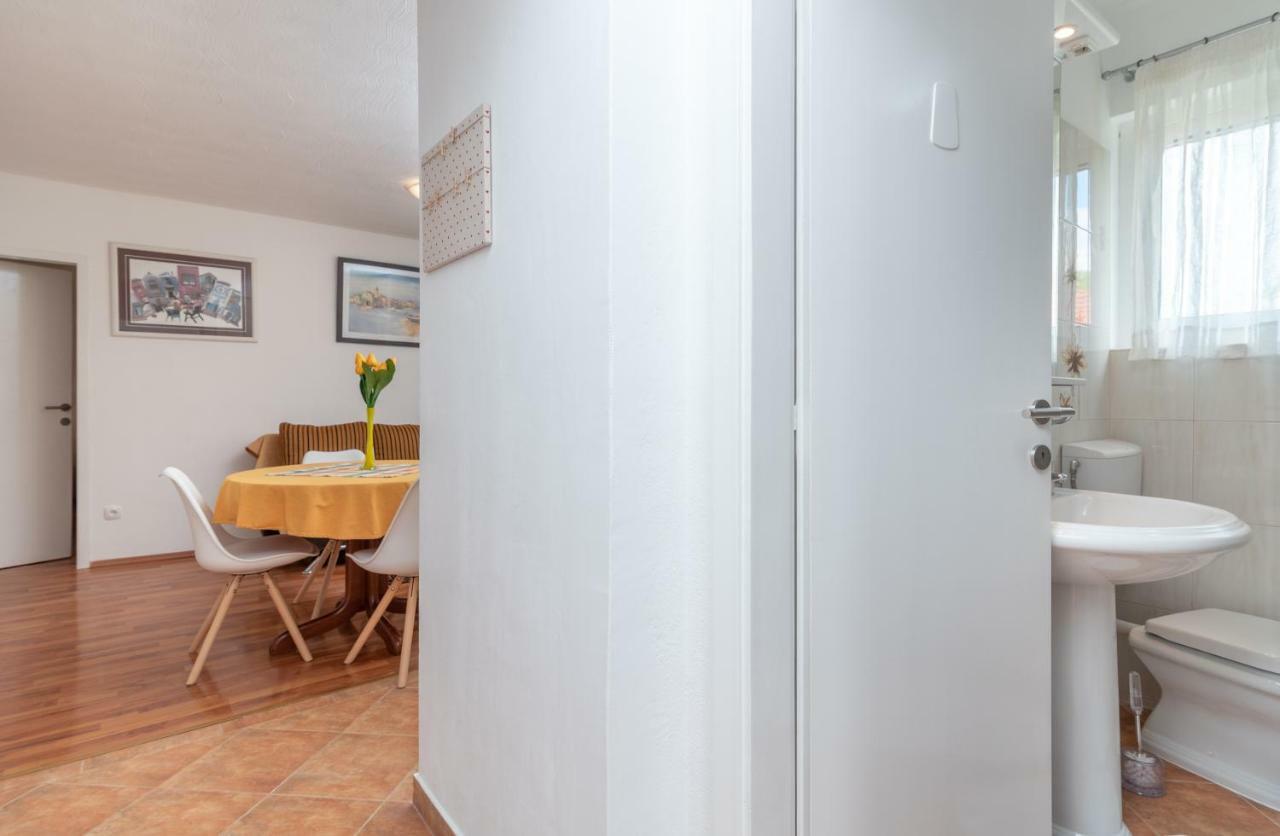 Apartment Dinka Trogir Kültér fotó