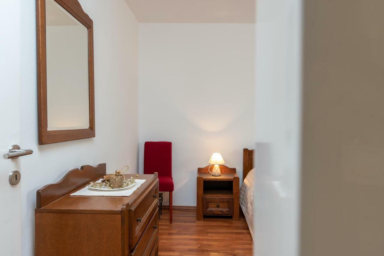 Apartment Dinka Trogir Kültér fotó