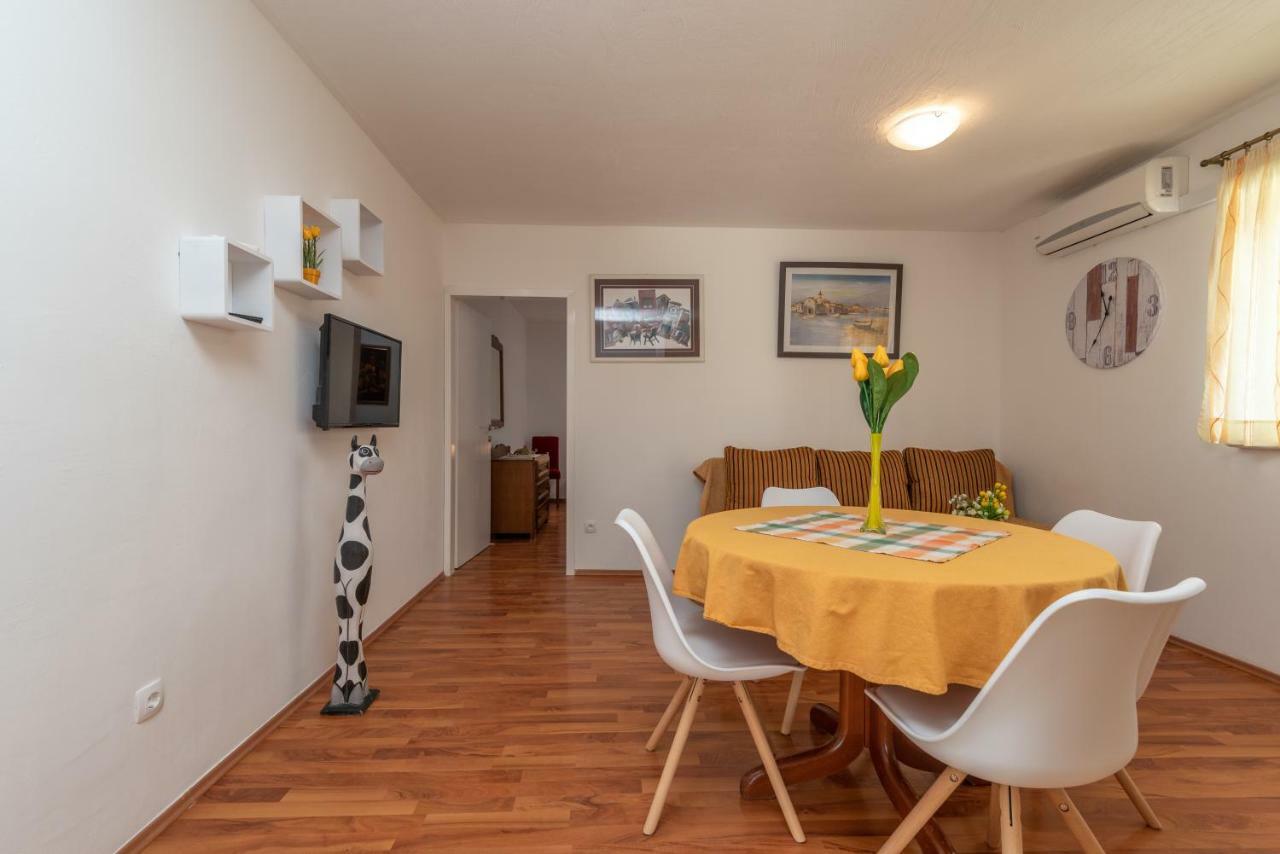 Apartment Dinka Trogir Kültér fotó