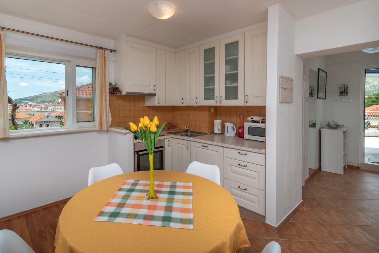 Apartment Dinka Trogir Kültér fotó